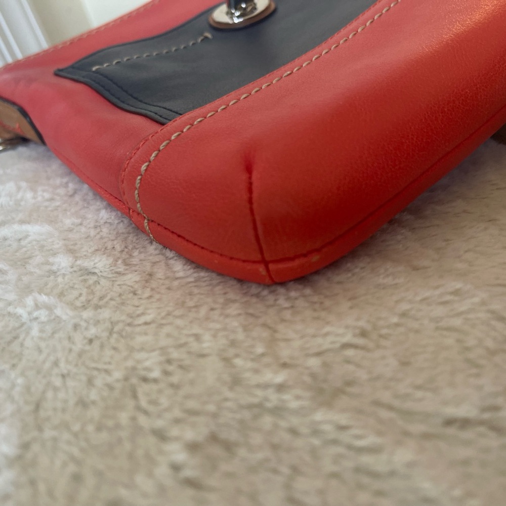 Coach Leather crossbody EUC - Picture 9 of 11